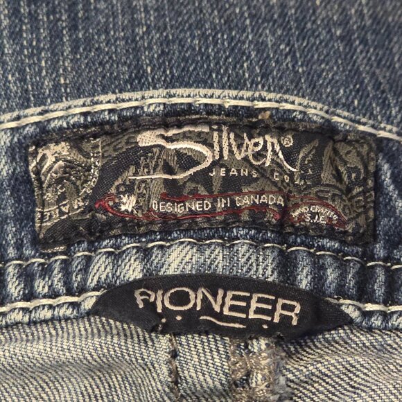 Silver Jeans Co. Women’s Pioneer Low Rise Jeans Size 34/31 - Picture 3 of 12